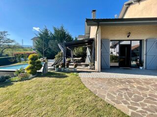  Maison  vendre 7 pices 194 m