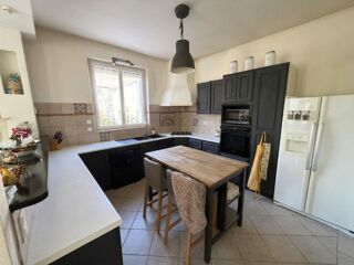 Maison à vendre 10 pièces 253 m²