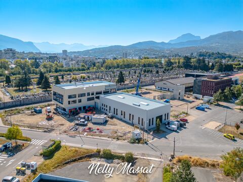 Local/bureau &agrave; vendre CHAMBERY (73) - 217,24 M2 570000 73000 Chambery