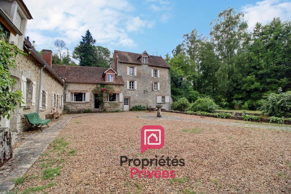 A 30 mn de FONTAINEBLEAU et 1h de PARIS - A VENDRE ANCIEN MOULIN - EXCEPTIONNEL CLOS GATINAIS EN PIERRE, DEPENDANCES SUR 12 HEC