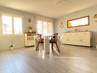  Maison  vendre 6 pices 145 m