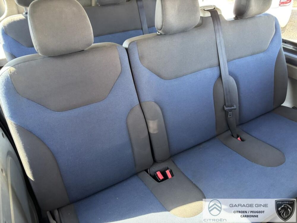 Trafic II PASSENGER AUTHEN L2H1 1200 2.0 DCI 115 4 portes (janv. 20 2010 occasion 31390 Carbonne