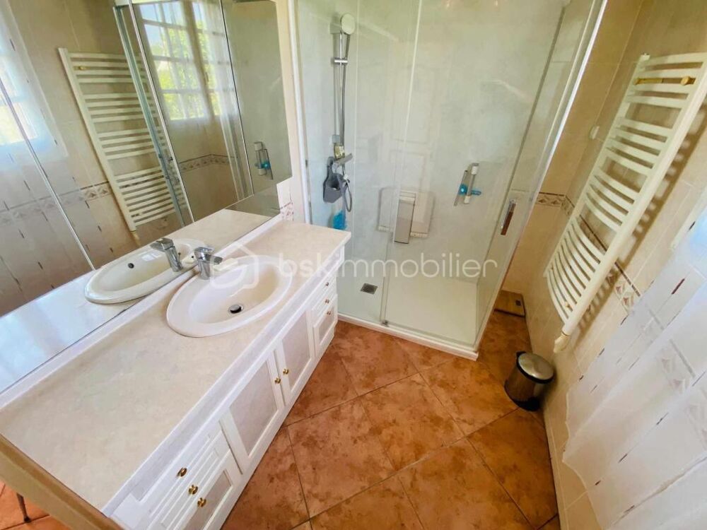 à vendre  Propriété/château Sarzeau (56370)
