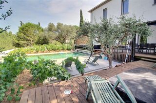  Proprit/chteau  vendre 11 pices 305 m