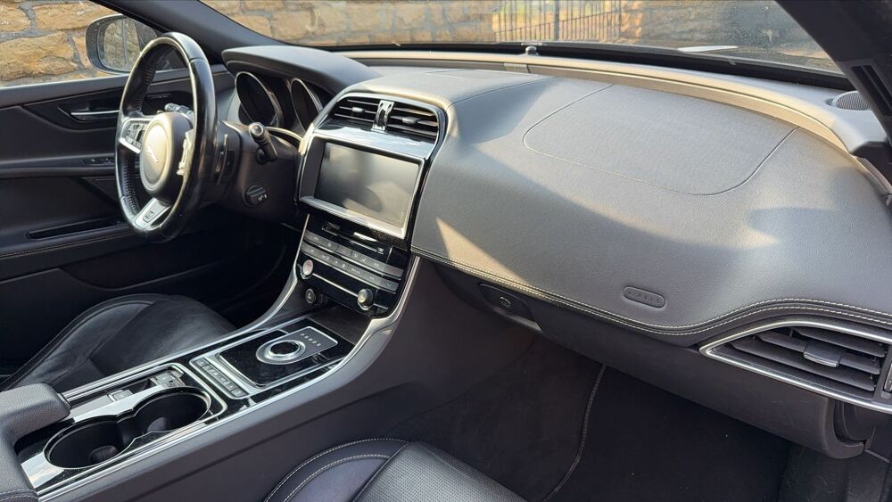 XE 2.0 D 180 AWD BVA8 R-Sport 2018 occasion 57890 Diesen
