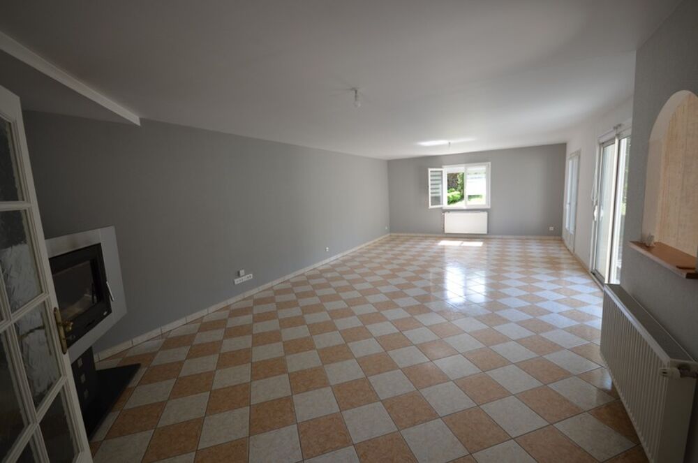 Proche de DORMANS (51) à vendre très belle maison de 5 pièces avec sa dépendance