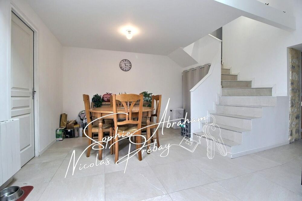 Vente Maison Maison rénovée, 2 chambres et bureau avec jardin et garage Janville en beauce