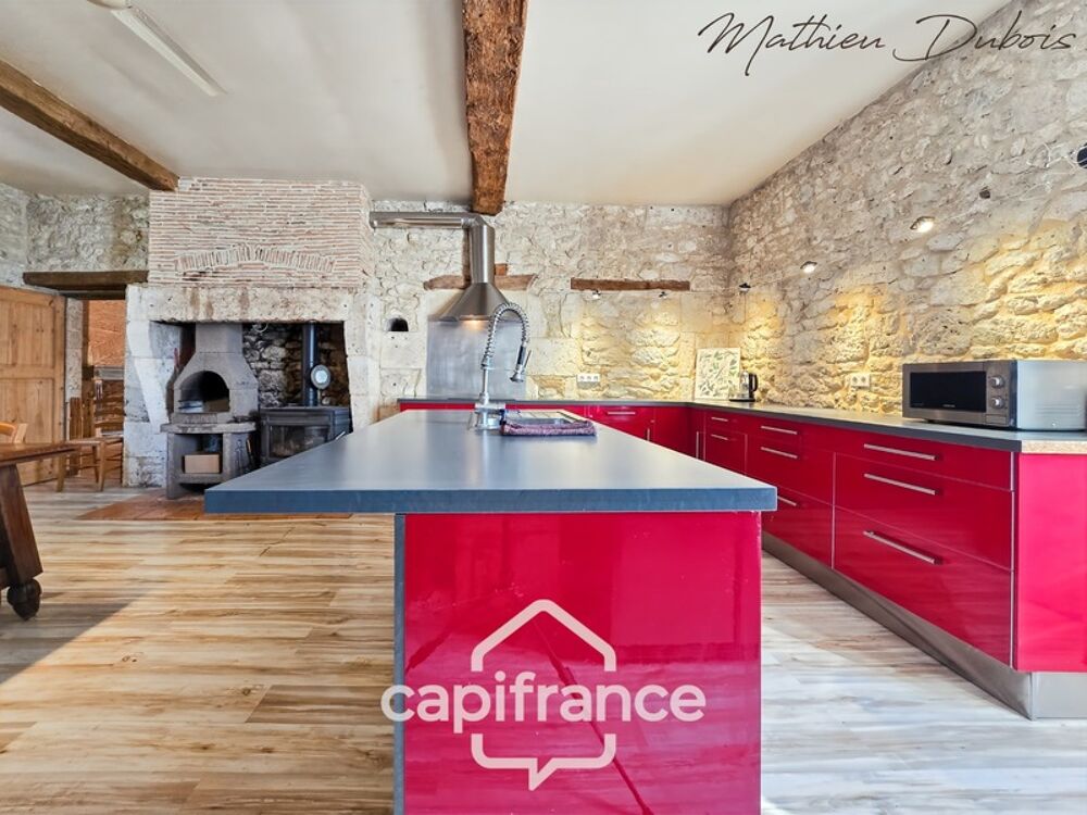 � vendre  Propri�t�/ch�teau Th�nac (24240)