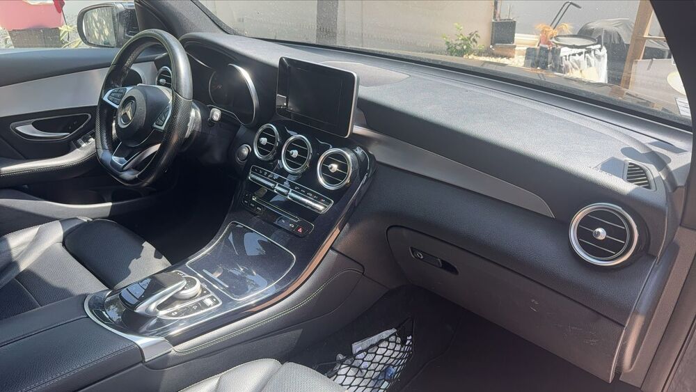 Classe GLC 250 d 204 4MATIC 9G-Tronic AMG Line 2016 occasion 13290 Aix En Provence