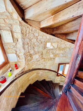  Maison à vendre 10 pièces 245 m²