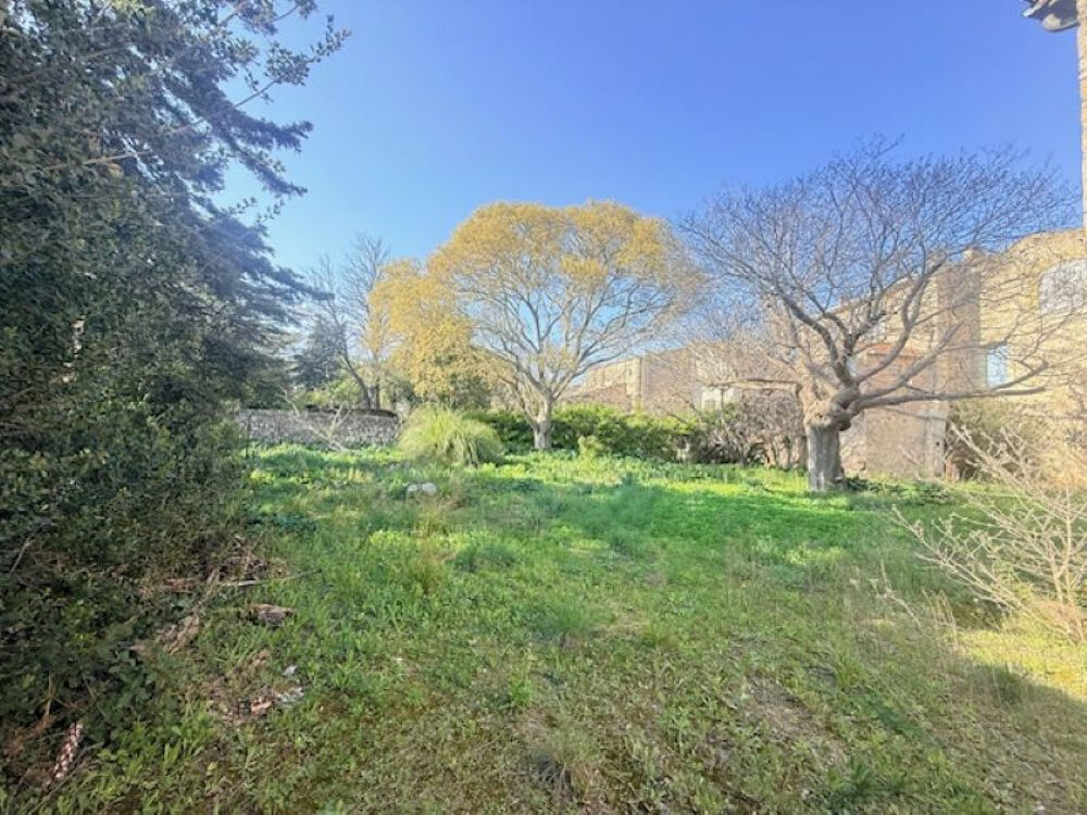 Vente Maison Idéal investisseur! Ensemble immobilier comprenant un T8 et un T3 sur parcelle de 1520m² Pezenas