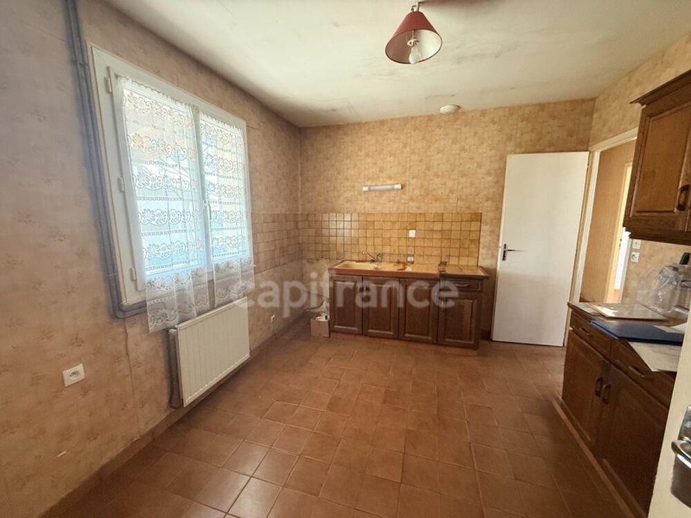 Maison Plain Pied - 4 chambres - 2 Garages - Jardin clos SAINT JEAN DE LIVERSAY