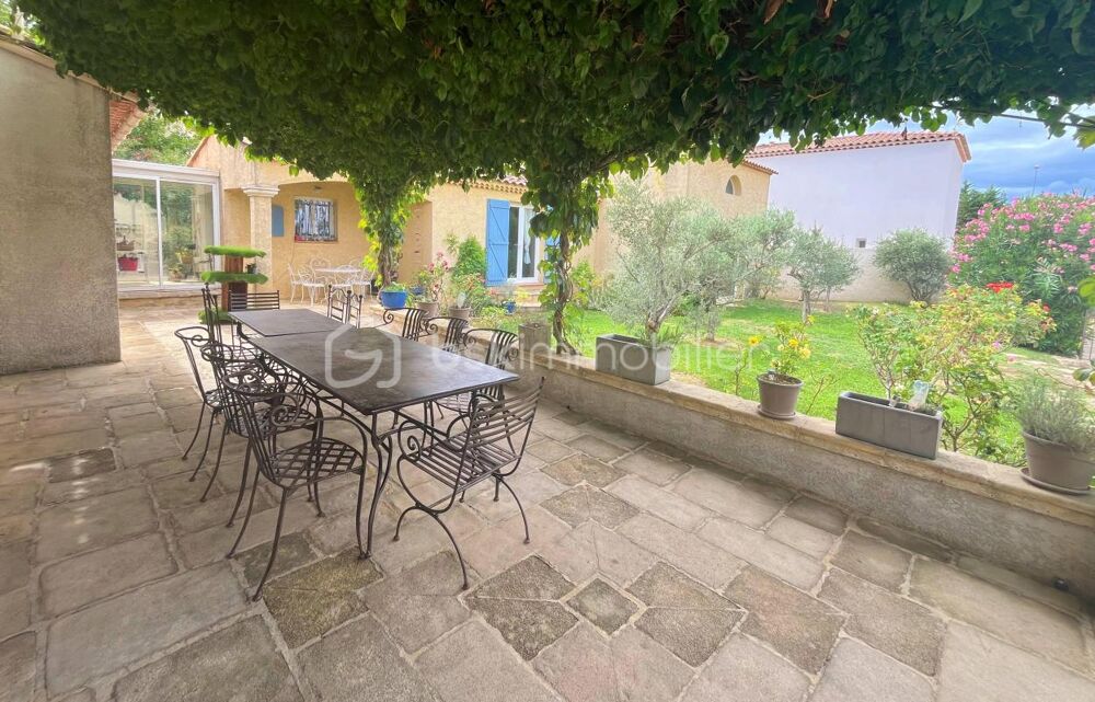 Grande maison familiale avec dépendance indépendante  Pélissanne  Piscine, sauna, jardin paysager