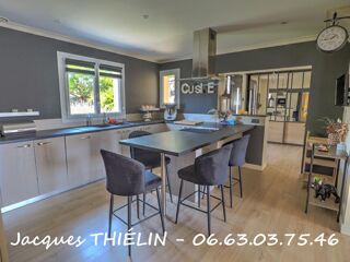  Maison  vendre 12 pices 295 m