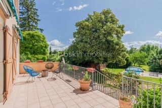  Propriété/château à vendre 11 pièces 300 m²