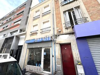  Immeuble à vendre 242 m²