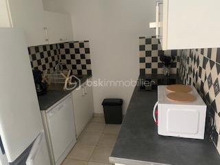  Immeuble � vendre 14 pi�ces 290 m�