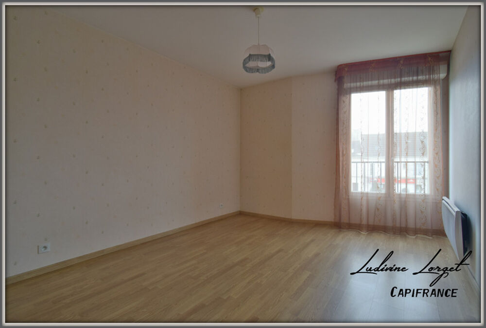 Appartement à vendre 5 pièces CHATEAU-THIERRY (02) Centre ville  103m2  3 chambres  1 place de parking sous-sol  vue sur la