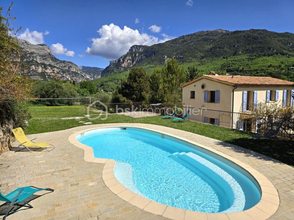 Bastide de caractère au Bar-sur-Loup  Élégance provençale et vue dexception
