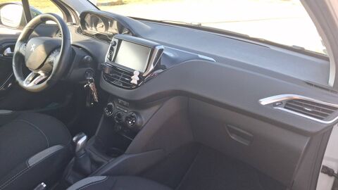 208 I 1.5 BlueHdi 100 Style 2016 occasion 67360 Eschbach