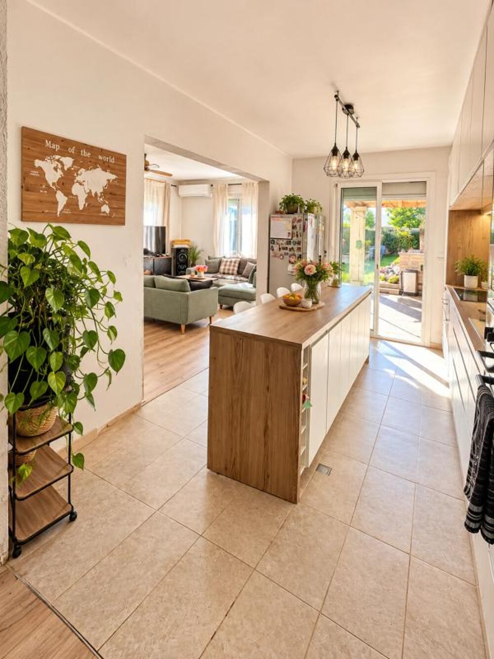 Vente Maison Maison T5 122 m² avec jardin + piscine. TRAVAUX Marseille 11