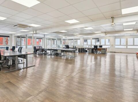   Bureaux récents , et fonctionnels situés à proximité des transports 