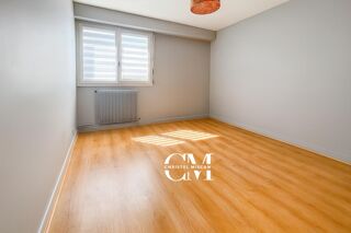  Appartement  vendre 5 pices 102 m