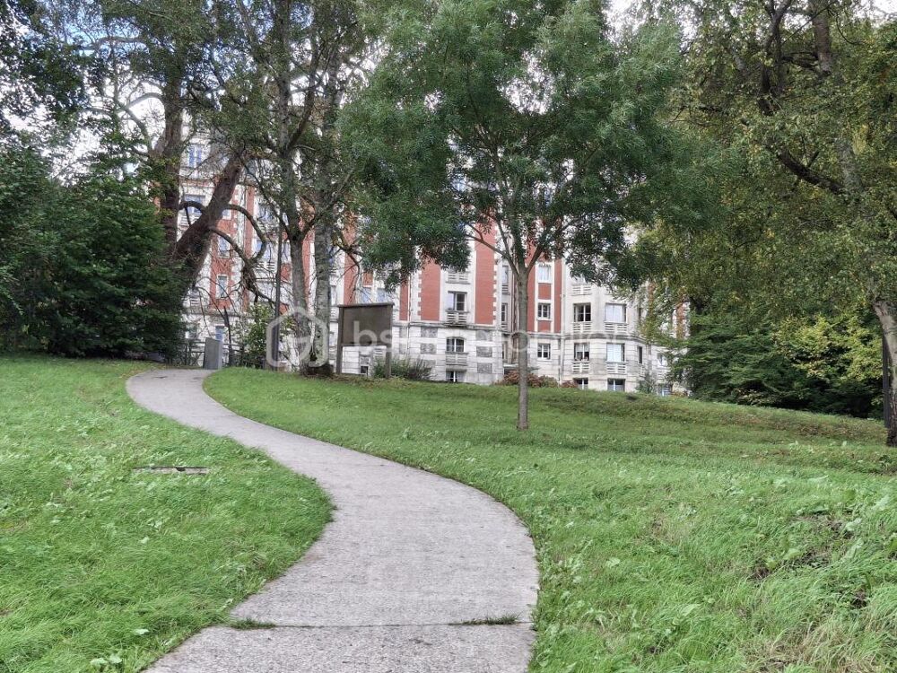 Vente Appartement ***2 KMS DE DIEPPE CENTRE - SPLENDIDE APPARTEMENT F3 REFAIT ENTIEREMENT A NEUF DANS UNE RESIDENCE UNIQUE ROSENDAL***DAL Rouxmesnil bouteilles