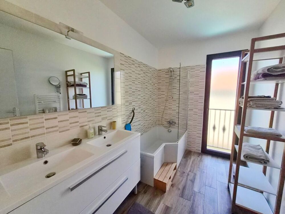Vente Villa VILLA DE PRESTIGE T4 SANARY- Proche commerces et plages à pied Sanary sur mer