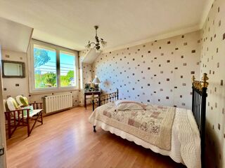  Maison à vendre 7 pièces 205 m²