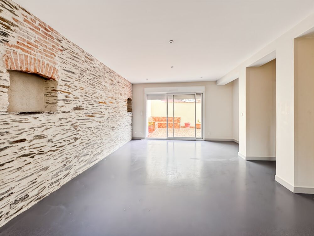 ANGERS SECTEUR GARE  LÉTANDUÈRE  MAISON 150 M²  TERRASSES  GARAGE  FORT POTENTIEL
