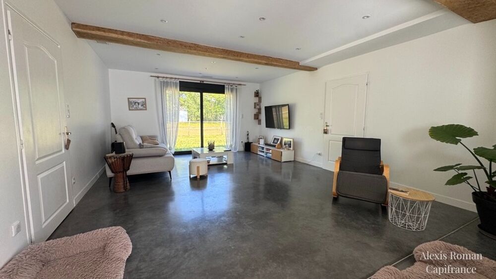 Maison 135 m² - 3 chambres chacune avec salle d'eau  2 hectares  Prairie pour chevaux  DPE B  10 min de Montpon