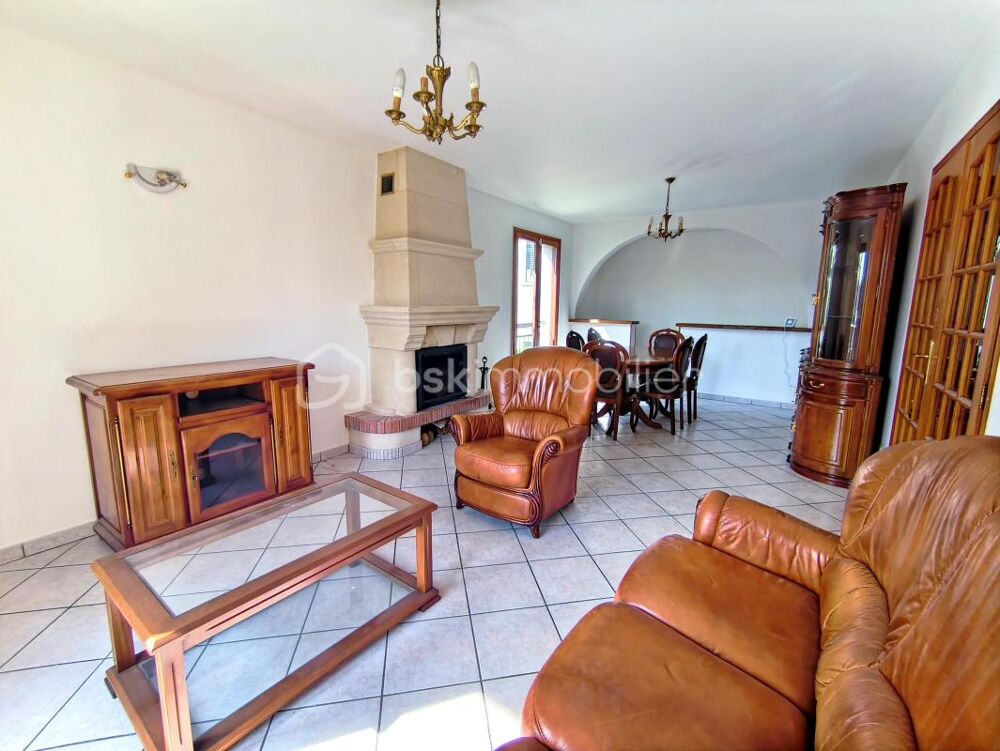 Vente Maison Maison familiale 4 chambres avec sous-sol total et jardin – Un cadre de vie recherché à Noisy-le-Grand Noisy le grand