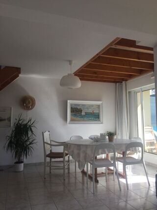  Appartement à louer 3 pièces 80 m²