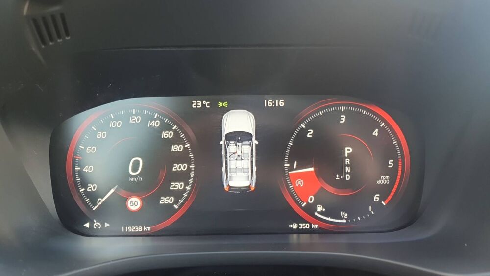 XC60 2.0 D4 190 Geartronic 8 R-Design - Automatique Toit ouvrant 2020 occasion 63000 Clermont Ferrand