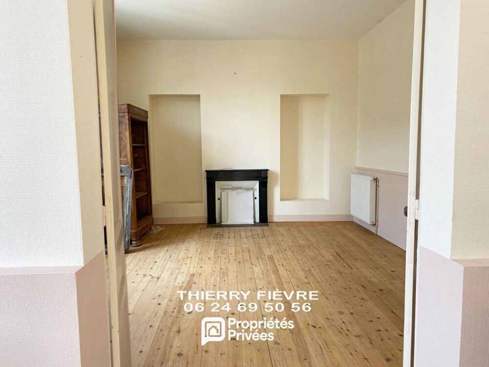 A VENDRE 86120 LES TROIS MOUTIERS Maison bourgeoise de 299 m2 avec jardin et dépendance