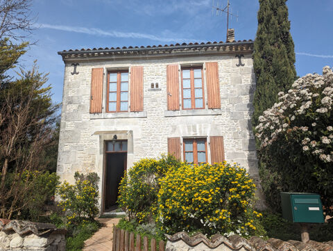   Maison à vendre SEGONZAC (16) Maison en moellons avec garage et grand jardin Maison - 4 pièce(s) - 84 m²