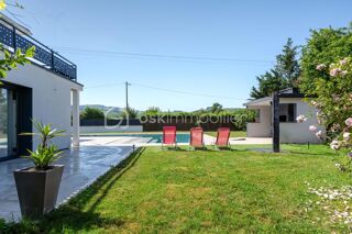  Maison à vendre 6 pièces 217 m²