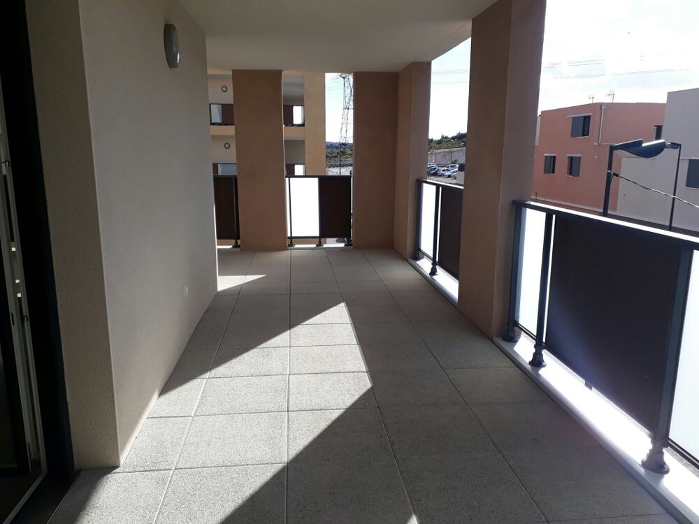 Location Appartement T3 avec balcon et parking à AIX EN PROVENCE Aix en provence