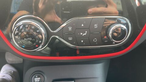 Captur 1.5 dCi 90 EDC6 Helly Hansen 2015 occasion 77160 Saint Hilliers
