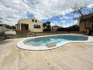  Villa � vendre 6 pi�ces 270 m�