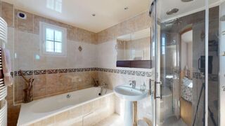  Maison � vendre 8 pi�ces 300 m�