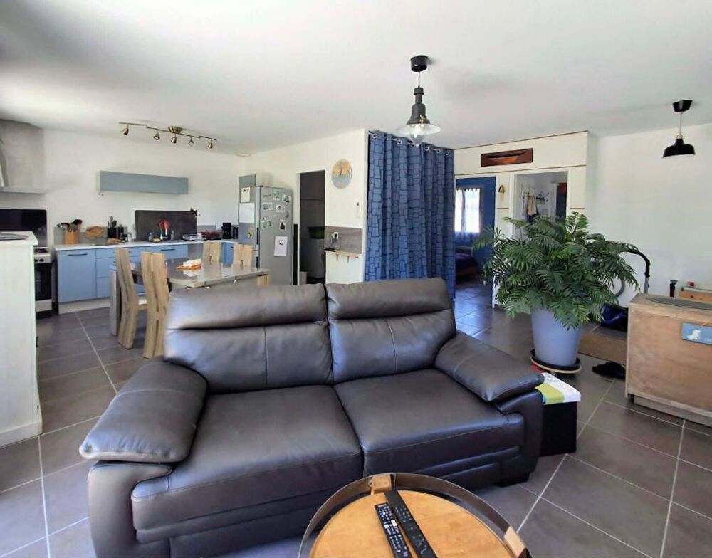 Maison de plain-pied récente 2020 avec jardin sans vis-à-vis, dépendance, carport et possibilité d'extension
