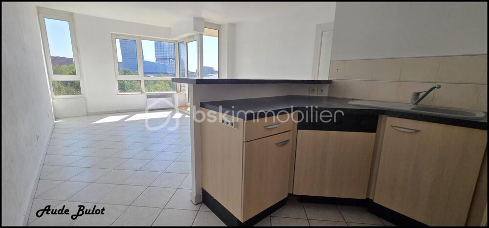 Vente Appartement Lille – Quartier Euralille / Parc Matisse – Appartement T3 de 61 m² avec balcon, et vue dégagée Lille