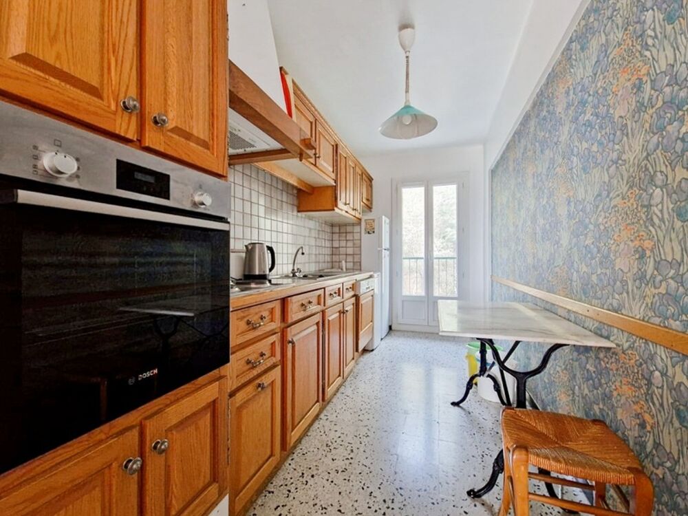 À vendre  Appartement T3 de 70m² terrasse avec vue dégagée, garage fermé et cave  Nice 06100 secteur Henry Dunant