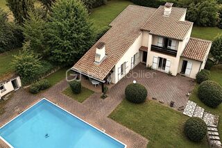 Villa à vendre 7 pièces 249 m²