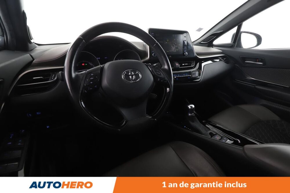 C-HR 2.0 Hybride Distinctive 184 ch 2020 occasion 92130 Issy-les-Moulineaux