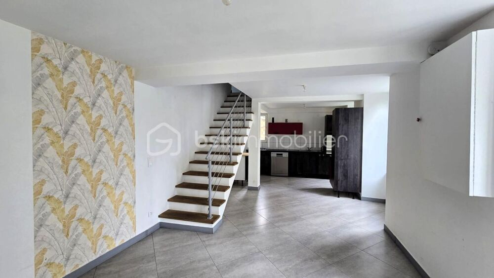 Vente Maison Maison de ville avec cour extérieure et jardin D huison longueville