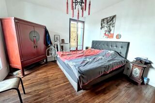  Maison  vendre 9 pices 260 m