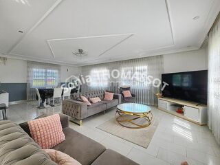  Maison � vendre 7 pi�ces 260 m�